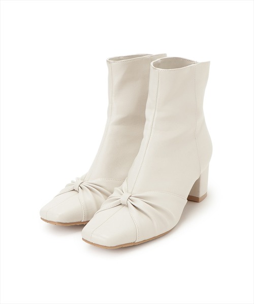 WILLSELECTION（ウィルセレクション）の「フロントリボンショートブーツ（ブーツ・レディース・アイボリー/ブラック・SMALL/LARGE/MEDIUM）」の11枚目の写真