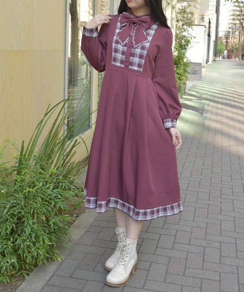 axes femme(アクシーズファム)の「チェック切替シャツワンピース(ワンピース・レディース・ブラック/ベージュ/ピンク・MEDIUM)」の3枚目の写真