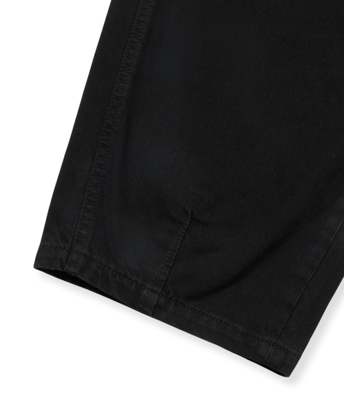 BROWNBREATH（ブラウンブレス）の「CURVED DENIM PANTS - BLACK（デニムパンツ・レディース・その他・S/M/L/XL）」の8枚目の写真