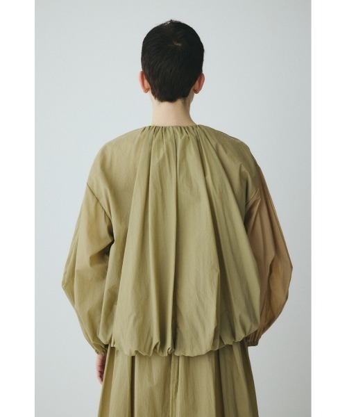 HeRIN.CYE（ヘリンドットサイ）の「Balloon hem nylon blouson　　バルーンヘムナイロンブルゾン（ブルゾン・レディース・カーキ/ブラック/ライトグレー・FREE）」の19枚目の写真