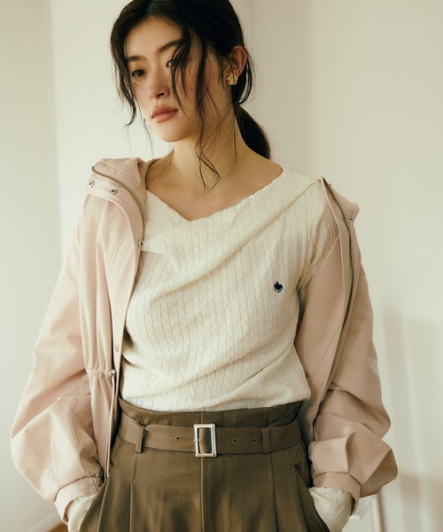 POLO BCS（ポロ ビーシーエス）の「【POLO BCS】ケーブルドレープトップス/WEB限定カラー（ニット/セーター・レディース・イエロー/ネイビー/オフホワイト/ブラック・FREE）」の14枚目の写真