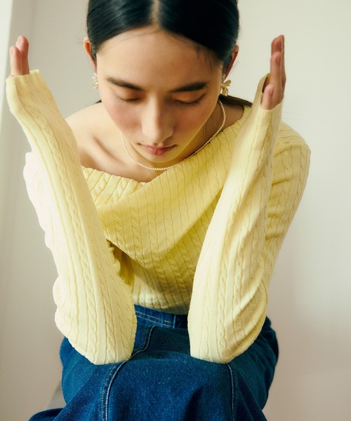 POLO BCS（ポロ ビーシーエス）の「【POLO BCS】ケーブルドレープトップス/WEB限定カラー（ニット/セーター・レディース・イエロー/ネイビー/オフホワイト/ブラック・FREE）」の9枚目の写真