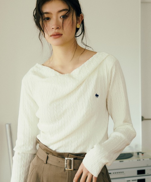 POLO BCS（ポロ ビーシーエス）の「【POLO BCS】ケーブルドレープトップス/WEB限定カラー（ニット/セーター・レディース・イエロー/ネイビー/オフホワイト/ブラック・FREE）」の13枚目の写真