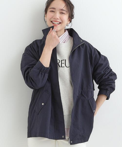 SHOO・LA・RUE(シューラルー)の「【防花粉/S-LL】ウエストマークですっきり見え 軽やかスタンドブルゾン(ブルゾン・レディース・ベージュ/ネイビー/オフホワイト・01/02/03/04)」の16枚目の写真