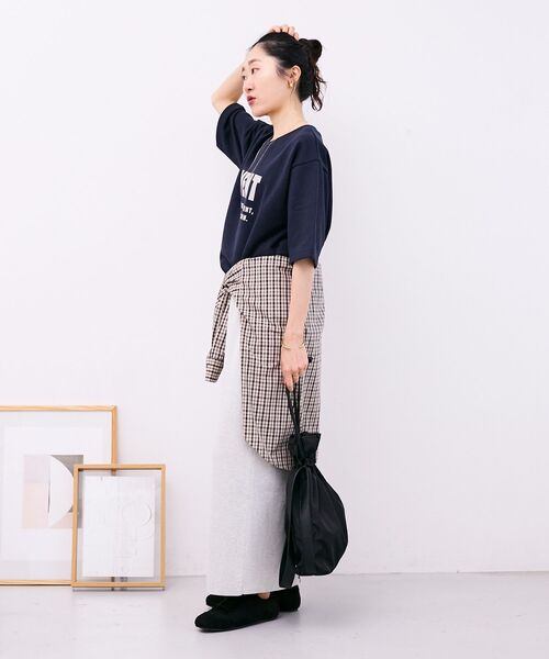 le.coeur blanc（ルクールブラン）の「フロッキーミニ裏毛ロゴプルオーバー（Tシャツ/カットソー・レディース・グレー/ネイビー・38）」の16枚目の写真