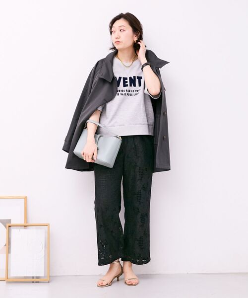 le.coeur blanc(ルクールブラン)の「フロッキーミニ裏毛ロゴプルオーバー(Tシャツ/カットソー・レディース・グレー/ネイビー・38)」の8枚目の写真