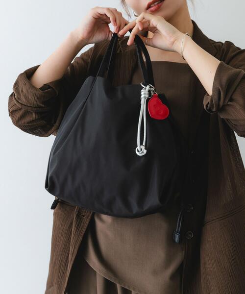 RODE SKO（ロデスコ）の「ウォーターレペレントミニショルダー（ショルダーバッグ・レディース・ライトグレー/ベージュ/ブラック/グレー・ONE）」の9枚目の写真