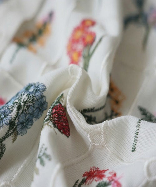 花柄 刺繍 バンドカラー シャツ（シャツ/ブラウス）｜antiqua