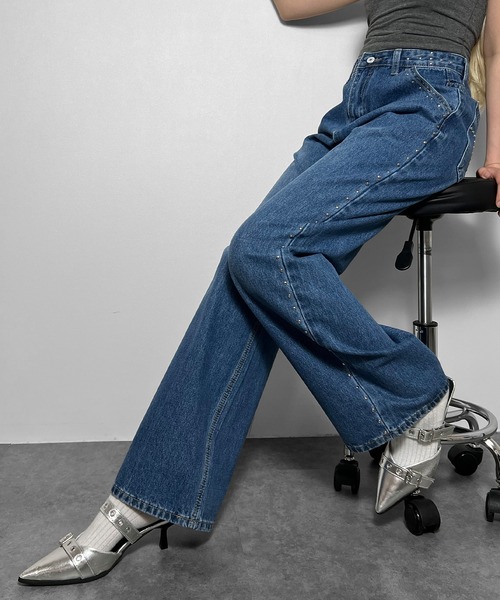 MATU:TA(マトゥータ)の「アイレットストレートデニムパンツ/【ストレートデニム】海外ガール ストリート スタイルアップ ハトメ アイレット スタッズ ブラック ブルー フリーサイズ(デニムパンツ・レディース・ブルー/ブラック・FREE)」の17枚目の写真
