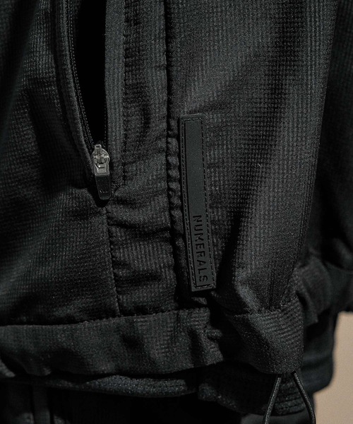 NUMERALS（ヌメラルズ）の「[NUMERALS]MINIRIP ZIP BLOUSON（ブルゾン・メンズ・ブラック・MEDIUM/LARGE）」の19枚目の写真