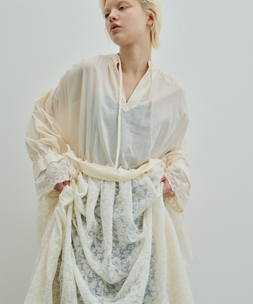 PERNA(ペルナ)の「レーシーチャーチドレス(ワンピース・レディース・アイボリー・MEDIUM/LARGE)」の1枚目の写真