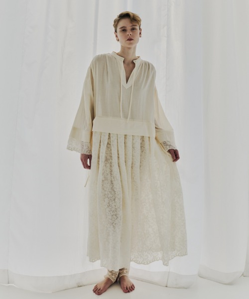 PERNA(ペルナ)の「レーシーチャーチドレス(ワンピース・レディース・アイボリー・MEDIUM/LARGE)」の16枚目の写真