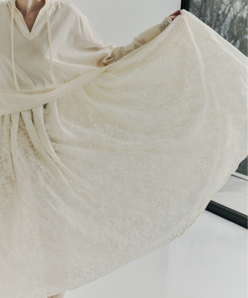 PERNA(ペルナ)の「レーシーチャーチドレス(ワンピース・レディース・アイボリー・MEDIUM/LARGE)」の17枚目の写真