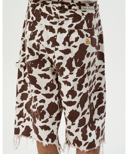 DISCOVERED(ディスカバード)の「COW PRINT DOUBLE KNEE SHORTS(その他パンツ・メンズ・ブラウン/ブラック・SMALL/LARGE)」の16枚目の写真