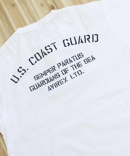 AVIREX(アヴィレックス)の「FADED S/S MIL HENRY TEE(Tシャツ/カットソー・メンズ・オフホワイト/チャコールグレー・M/XXL/XL/L)」の5枚目の写真