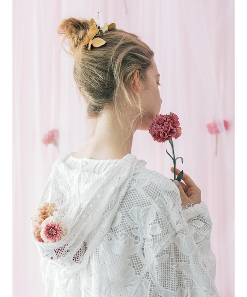 TSUHARU by Samansa Mos2（ツハルバイサマンサモスモス）の「【WHITE COLLECTION】オーバーレースフード付きボレロ（カーディガン/ボレロ・レディース・ホワイト・F）」の6枚目の写真