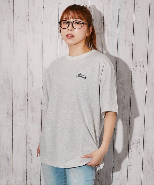 GORGE(ゴージ)の「《チェックハートロゴ》バックプリントTシャツ/ストリート/春夏/全4色(Tシャツ/カットソー・レディース・ネイビー/オフホワイト/チャコール/オートミール・F)」の12枚目の写真