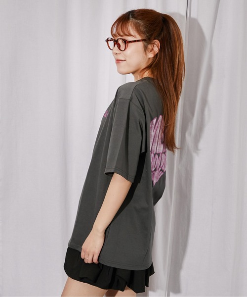 GORGE(ゴージ)の「《チェックハートロゴ》バックプリントTシャツ/ストリート/春夏/全4色(Tシャツ/カットソー・レディース・ネイビー/オフホワイト/チャコール/オートミール・F)」の21枚目の写真