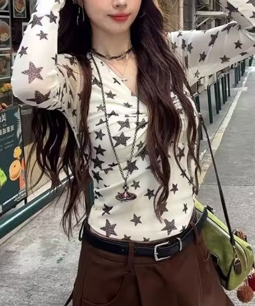 Vipoa(ヴィポア)の「Star print slim top(Tシャツ/カットソー・レディース・ホワイト・FREE)」の7枚目の写真