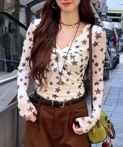 Vipoa(ヴィポア)の「Star print slim top(Tシャツ/カットソー・レディース・ホワイト・FREE)」の6枚目の写真