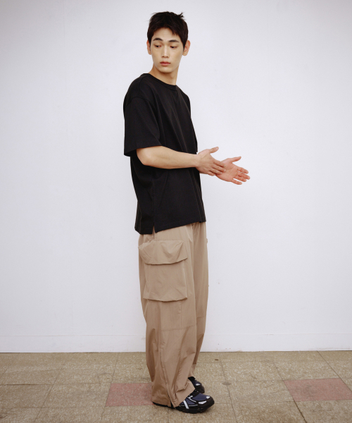 KALAPATTHAR(カラパタール)の「Wide Balloon Ankle Zip Belted Cargo Pants - BEIGE(スウェットパンツ・メンズ・その他・MEDIUM/LARGE/X-LARGE)」の22枚目の写真