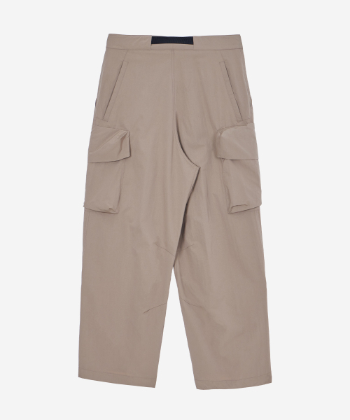 KALAPATTHAR(カラパタール)の「Wide Balloon Ankle Zip Belted Cargo Pants - BEIGE(スウェットパンツ・メンズ・その他・MEDIUM/LARGE/X-LARGE)」の20枚目の写真