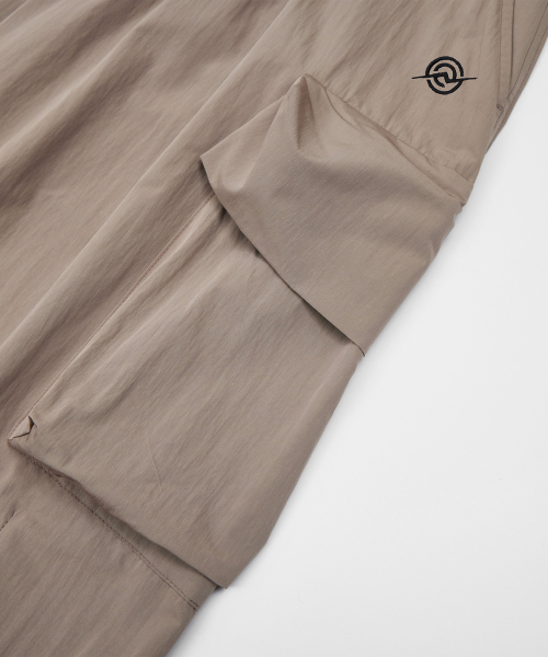 KALAPATTHAR(カラパタール)の「Wide Balloon Ankle Zip Belted Cargo Pants - BEIGE(スウェットパンツ・メンズ・その他・MEDIUM/LARGE/X-LARGE)」の14枚目の写真