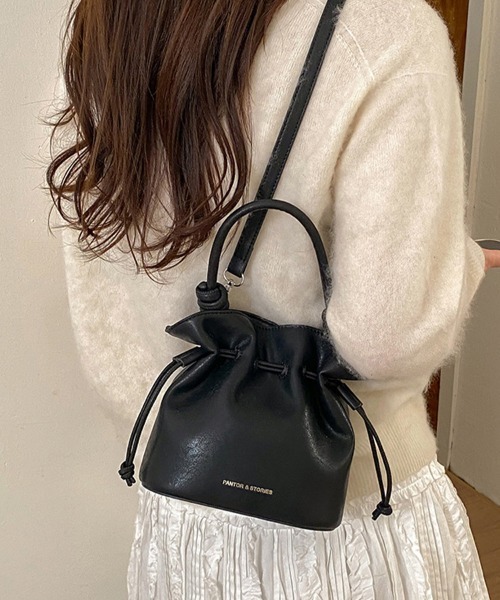 ONEP STAR(ワンピスター)の「巾着デザイン2WAYバッグ(ハンドバッグ・レディース・ブラック/アイボリー/ダークブラウン・FREE)」の17枚目の写真