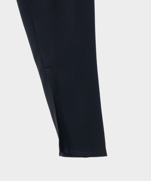 CINOH(チノ)の「BLACK FORMAL MINIMAL SPLIT BLOUSE(シャツ/ブラウス・レディース・アイボリー/ブラック・38/36)」の4枚目の写真