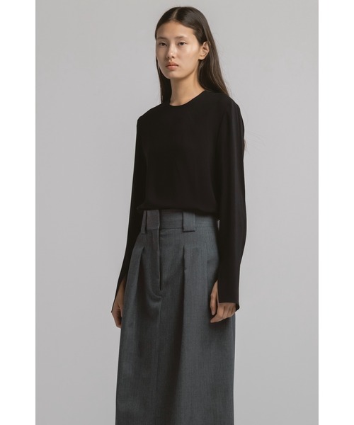 CINOH(チノ)の「BLACK FORMAL MINIMAL SPLIT BLOUSE(シャツ/ブラウス・レディース・アイボリー/ブラック・38/36)」の18枚目の写真