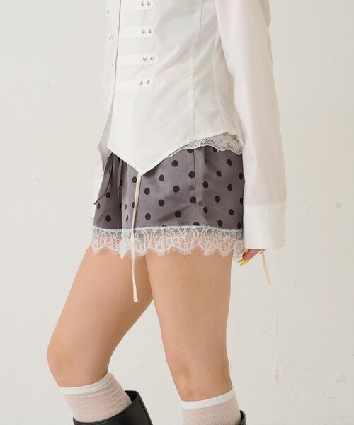 WHO'S WHO gallery（フーズフーギャラリー）の「ドットサテンロゴショーツ（その他パンツ・レディース・ブラック/グレー/オフホワイト・FREE）」の18枚目の写真