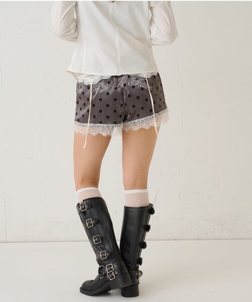 WHO'S WHO gallery（フーズフーギャラリー）の「ドットサテンロゴショーツ（その他パンツ・レディース・ブラック/グレー/オフホワイト・FREE）」の21枚目の写真