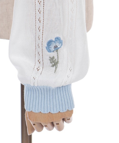axes femme(アクシーズファム)の「接触冷感ネモフィラ刺繍カーデ(カーディガン/ボレロ・レディース・ホワイト/ブルー・FREE)」の6枚目の写真