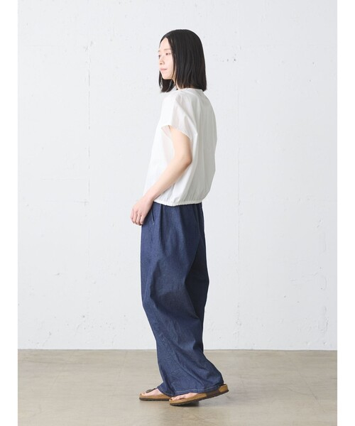MidiUmi(ミディウミ)の「MidiUmi ピンタックノースリーブシャツ(シャツ/ブラウス・レディース・オフホワイト/ブラック・FREE)」の13枚目の写真