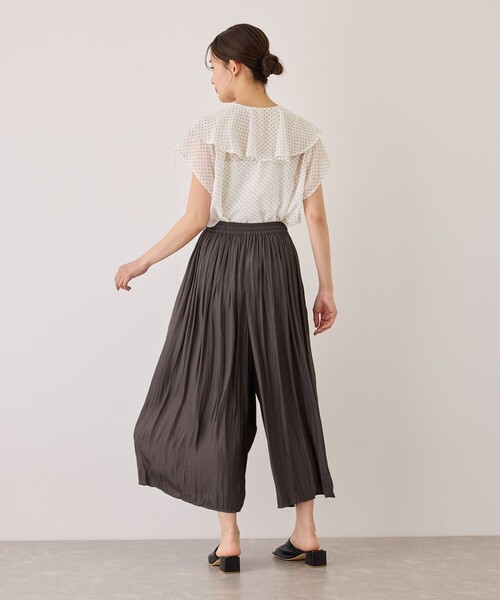Jayro(ジャイロ)の「スピンドルフレアパンツ(その他パンツ・レディース・ブラウン系その他3/ベージュ/チャコールグレー・FREE)」の11枚目の写真