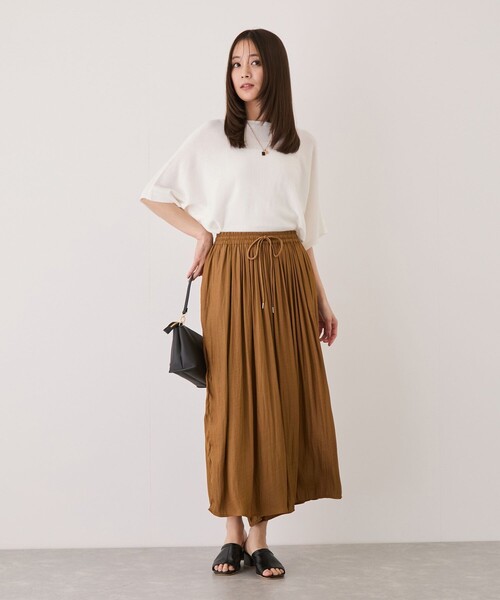 Jayro(ジャイロ)の「スピンドルフレアパンツ(その他パンツ・レディース・ブラウン系その他3/ベージュ/チャコールグレー・FREE)」の16枚目の写真