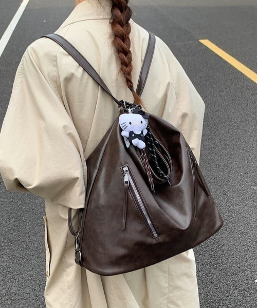 HAILY(ヘイリー)の「フロントジップ2WAY変形ショルダーバッグ/A4サイズ対応(ショルダーバッグ・レディース・ダークブラウン/ブラック・FREE)」の14枚目の写真