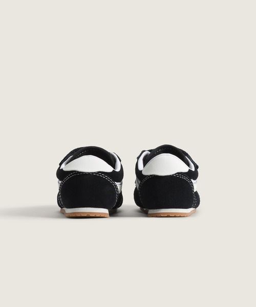 VANS(バンズ)の「トドラー スーパーロープロ V / Super Lowpro V Black VN000Z6JBLA1(スニーカー・キッズ・ブラック・4/5/6/7/8/9/10)」の4枚目の写真