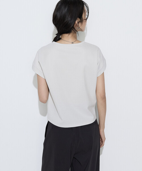 K.T KIYOKO TAKASE(キヨコタカセ)の「〔 Sサイズ 〕 コットン強撚ポンチ デザインタックシャツ(Tシャツ/カットソー・レディース・サックスブルー/ホワイト/ブラウン/シャンパン・5号)」の19枚目の写真
