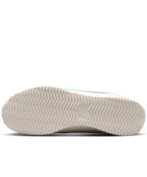 NIKE(ナイキ)の「ナイキ コルテッツ レザー ウィメンズシューズ / Nike Cortez Leather Women's Shoes DN1791-119 Sail(スニーカー・レディース・クリーム・22.5/23/26/25.5/25/22/24.5/24/23.5)」の6枚目の写真