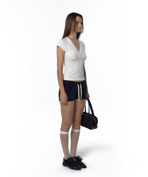 KASHIKO(カシコ)の「Bold Low-rise Shorts Navy(その他パンツ・レディース・その他・SMALL/MEDIUM)」の7枚目の写真