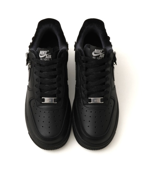 NIKE(ナイキ)の「NIKE WMNS AIR FORCE 1 '07 / ナイキ ウィメンズ エア フォース 1 '07【SP】(スニーカー・レディース・ブラック・24.0cm/23.5cm/23.0cm/25.0cm/24.5cm)」の2枚目の写真