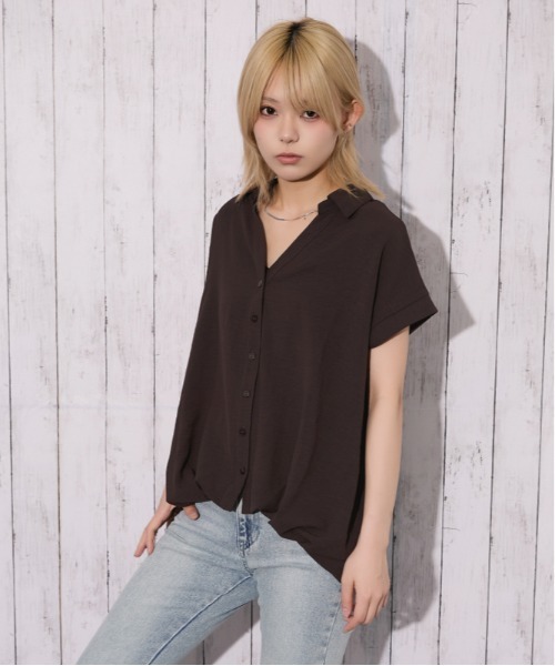 GORGE(ゴージ)の「《さらしぼ・抜け感》タケノコスキッパーシャツ/ナチュラル×リラックス/春夏/全4色(シャツ/ブラウス・レディース・ダークブラウン/オフホワイト/ブラック/チャコール・F)」の4枚目の写真