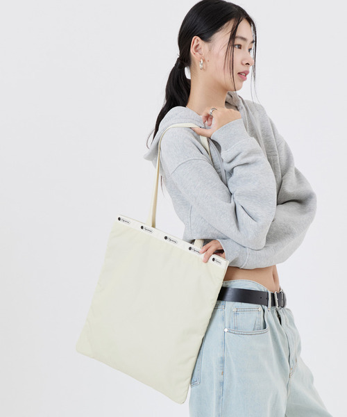 LeSportsac(レスポートサック)の「【LeSportsac×URBAN RESEARCH】LARGE EMERALD TOTE U ビスケットベージュUR(トートバッグ・レディース・ベージュ・FREE)」の2枚目の写真