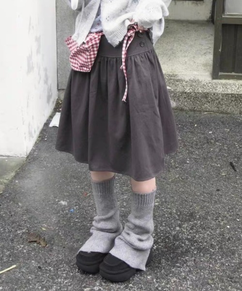 Vipoa(ヴィポア)の「Gather low midi skirt(スカート・レディース・ブラック/チャコールグレー・FREE)」の20枚目の写真
