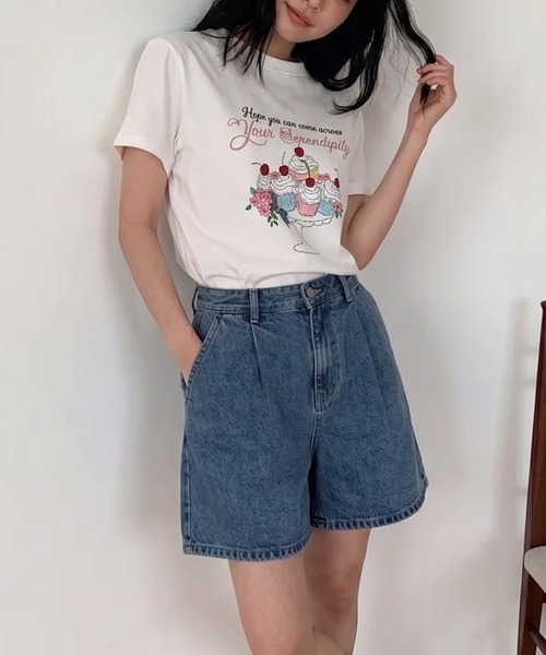 Kuroba(クロバ)の「スイーツプリントTシャツ(Tシャツ/カットソー・レディース・オフホワイト/イエロー・FREE)」の4枚目の写真