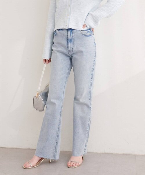 natural couture(ナチュラルクチュール)の「セルフカットストレッチデニムフレアパンツ(デニムパンツ・レディース・ブルー/サックスブルー/ブラウン・LARGE/MEDIUM/SMALL)」の3枚目の写真