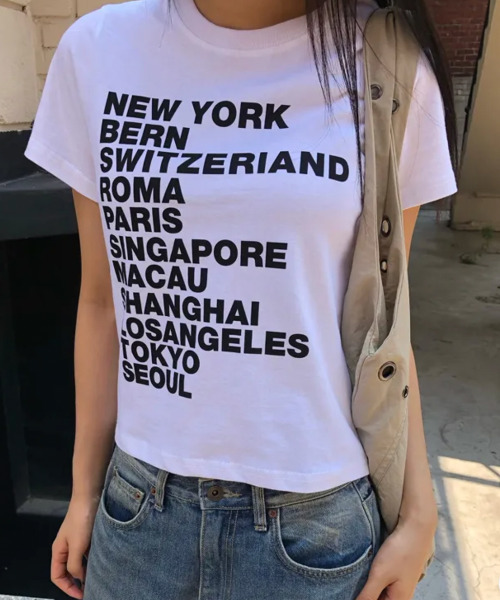VIVID LADY(ビビッドレディー)の「シティロゴプリント 半袖Tシャツ(Tシャツ/カットソー・レディース・ホワイト/ブラック/ミント/イエロー・FREE)」の5枚目の写真