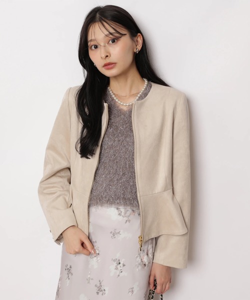Apuweiser-riche(アプワイザーリッシェ)の「ノーカラーペプラムジャケット(その他アウター・レディース・グレイッシュベージュ・1/2)」の5枚目の写真