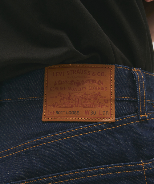 Levi's（リーバイス）の「LEVI'S (R) / リーバイス 別注 501 ルーズ L28（デニムパンツ・メンズ・ネイビー・34/32/30/29/36）」の6枚目の写真